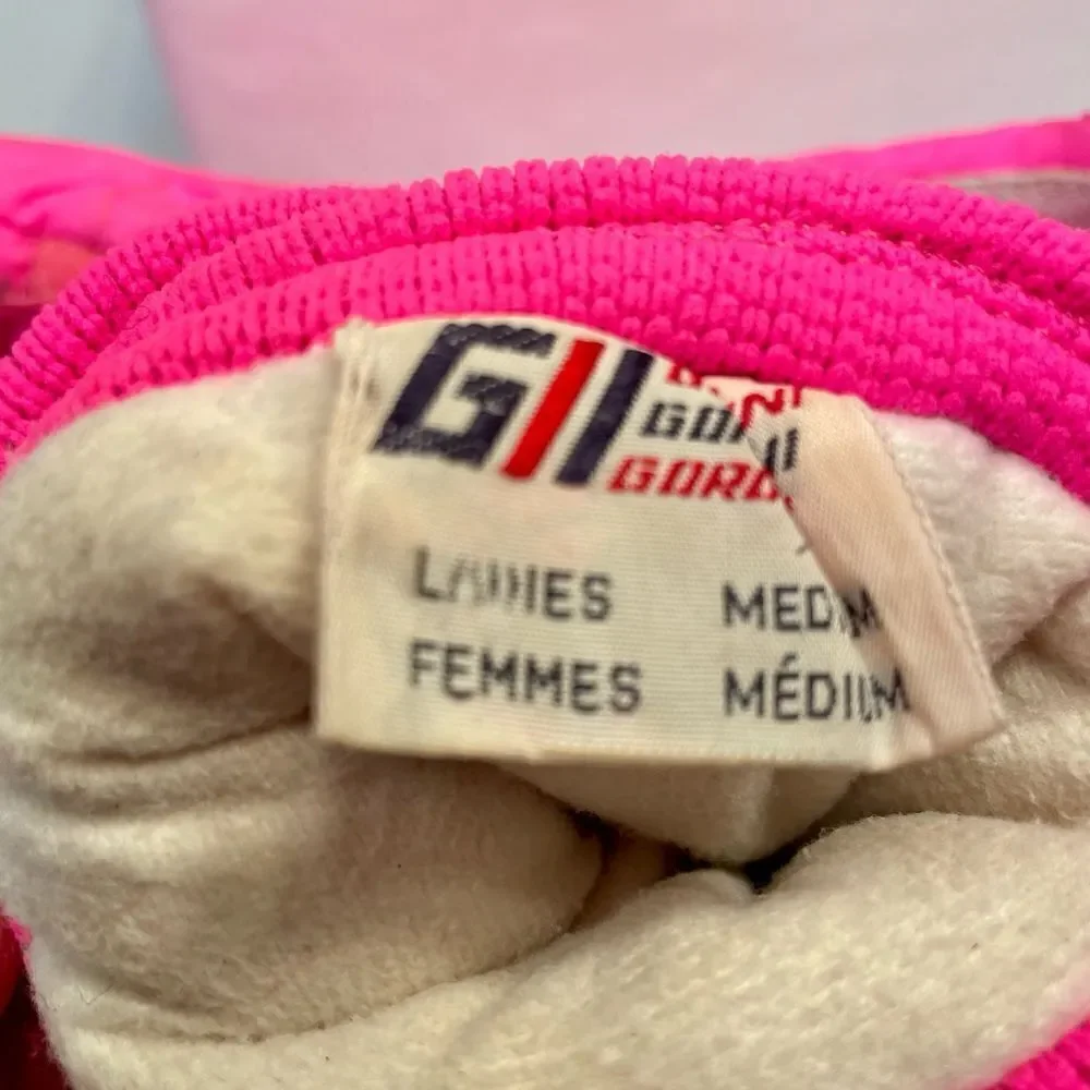 VINTAGE HOT PINK THERMOLITE LADIES SKI GLOVES BY GORDINE SIZE MEDIUM